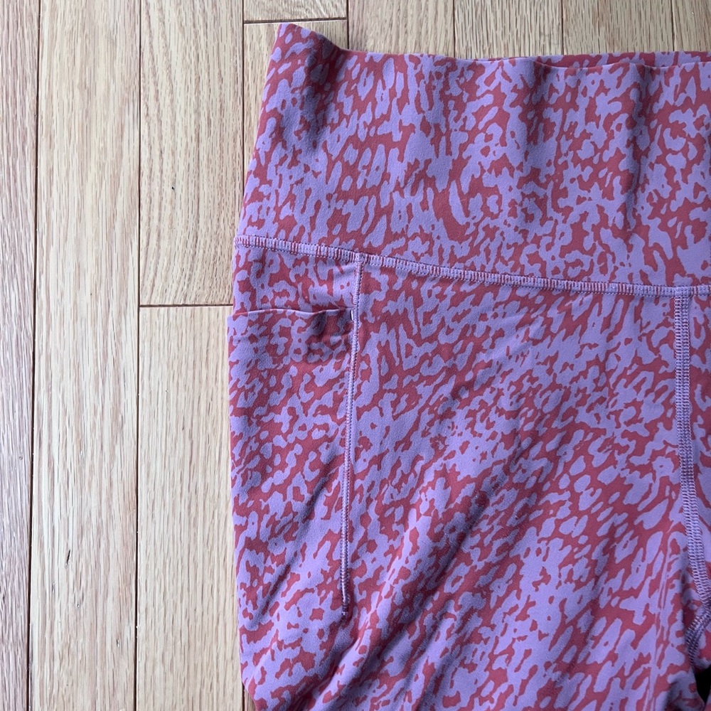 Athleta Salutation Printed Tights - image 3